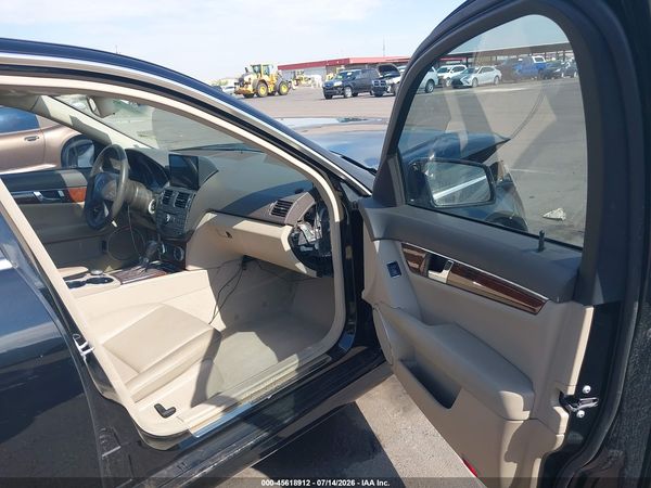 2011 MERCEDES-BENZ C 300 C300 4-MATIC