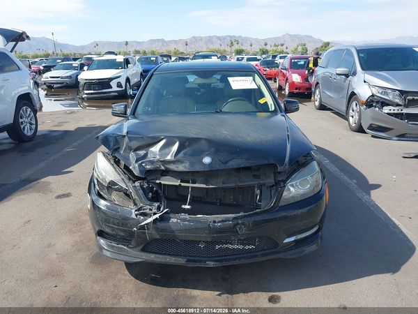 2011 MERCEDES-BENZ C 300 C300 4-MATIC