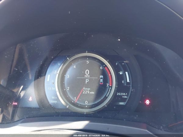 2017 LEXUS IS 200T