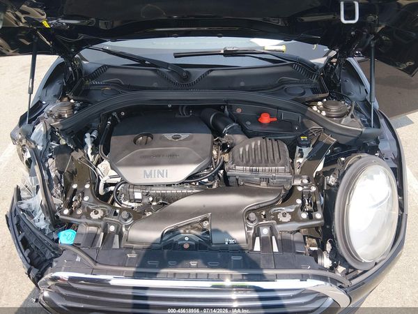 2017 MINI CLUBMAN COOPER