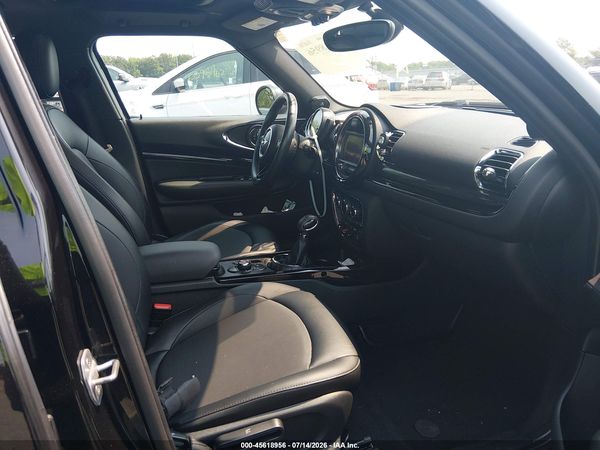 2017 MINI CLUBMAN COOPER