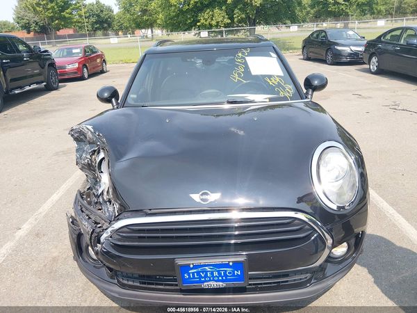 2017 MINI CLUBMAN COOPER