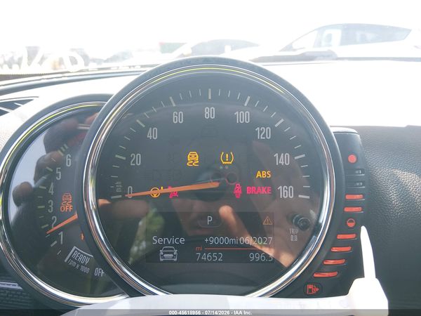 2017 MINI CLUBMAN COOPER