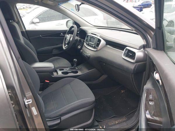 2016 KIA SORENTO 2.4L LX