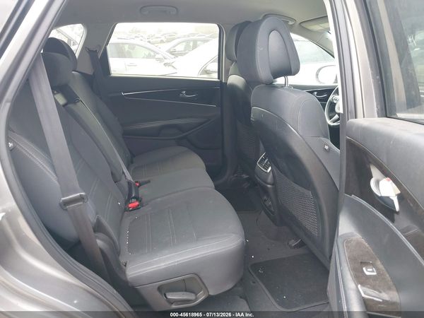 2016 KIA SORENTO 2.4L LX