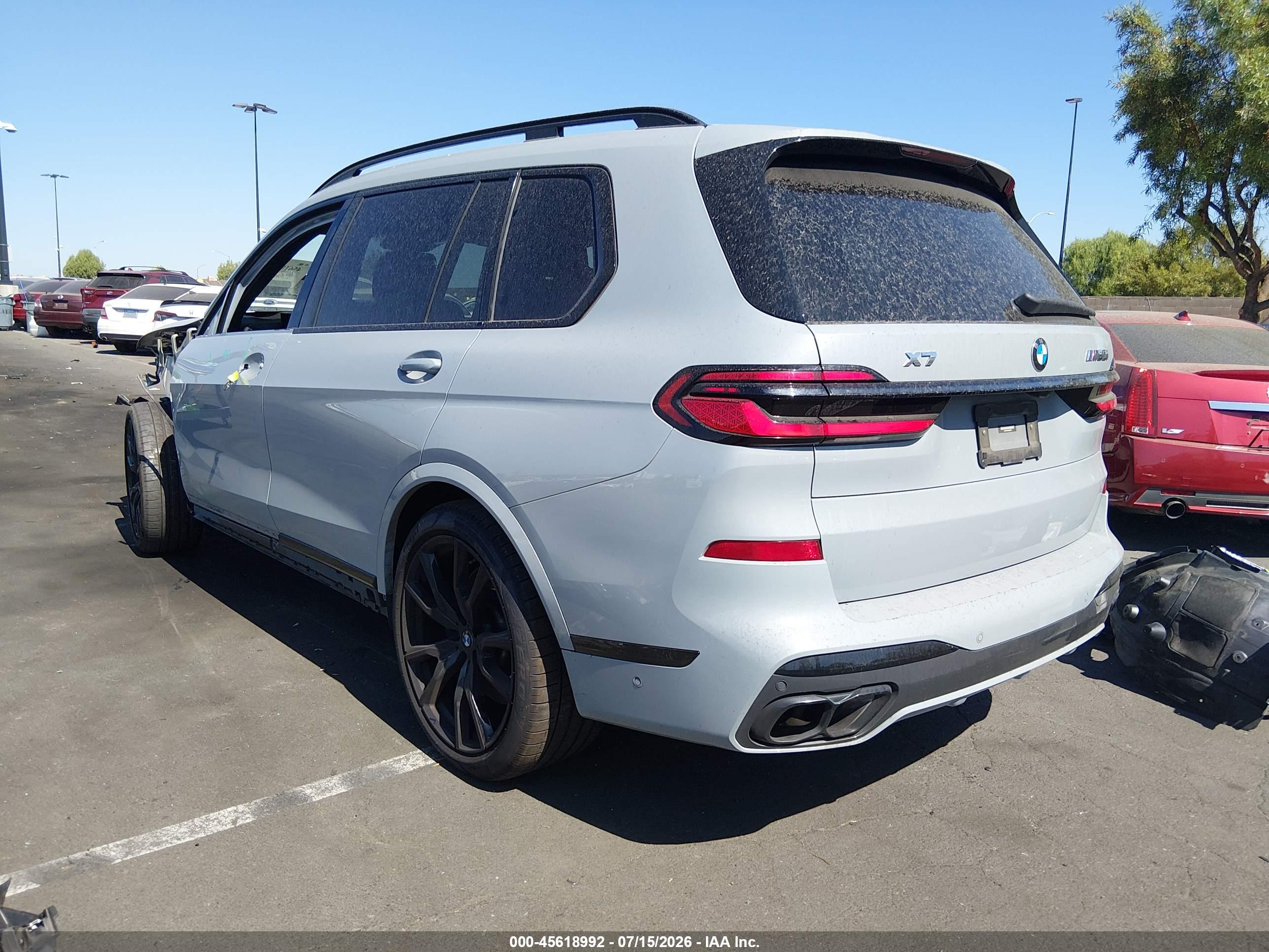 2024 BMW X7 M60I