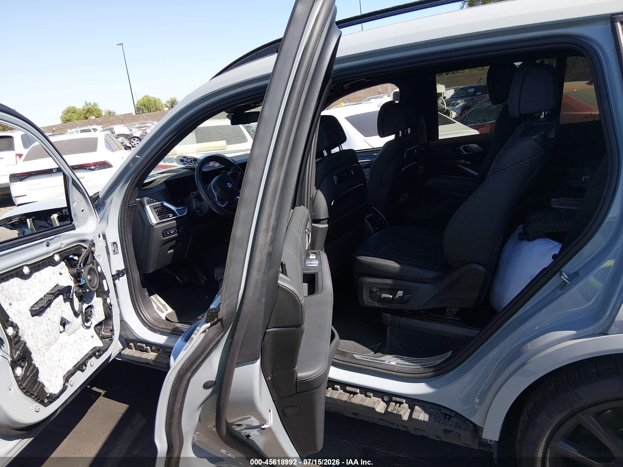 2024 BMW X7 M60I