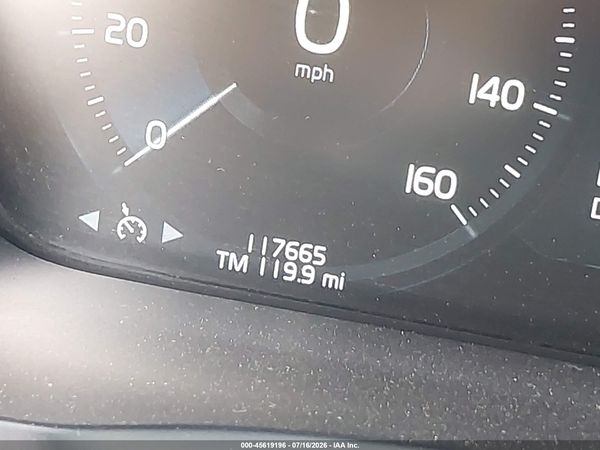 2016 VOLVO XC90 T5 MOMENTUM