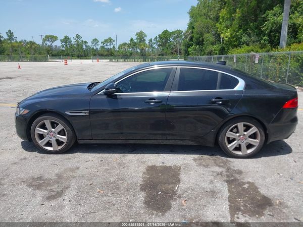 2017 JAGUAR XE 25T PRESTIGE