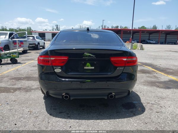 2017 JAGUAR XE 25T PRESTIGE