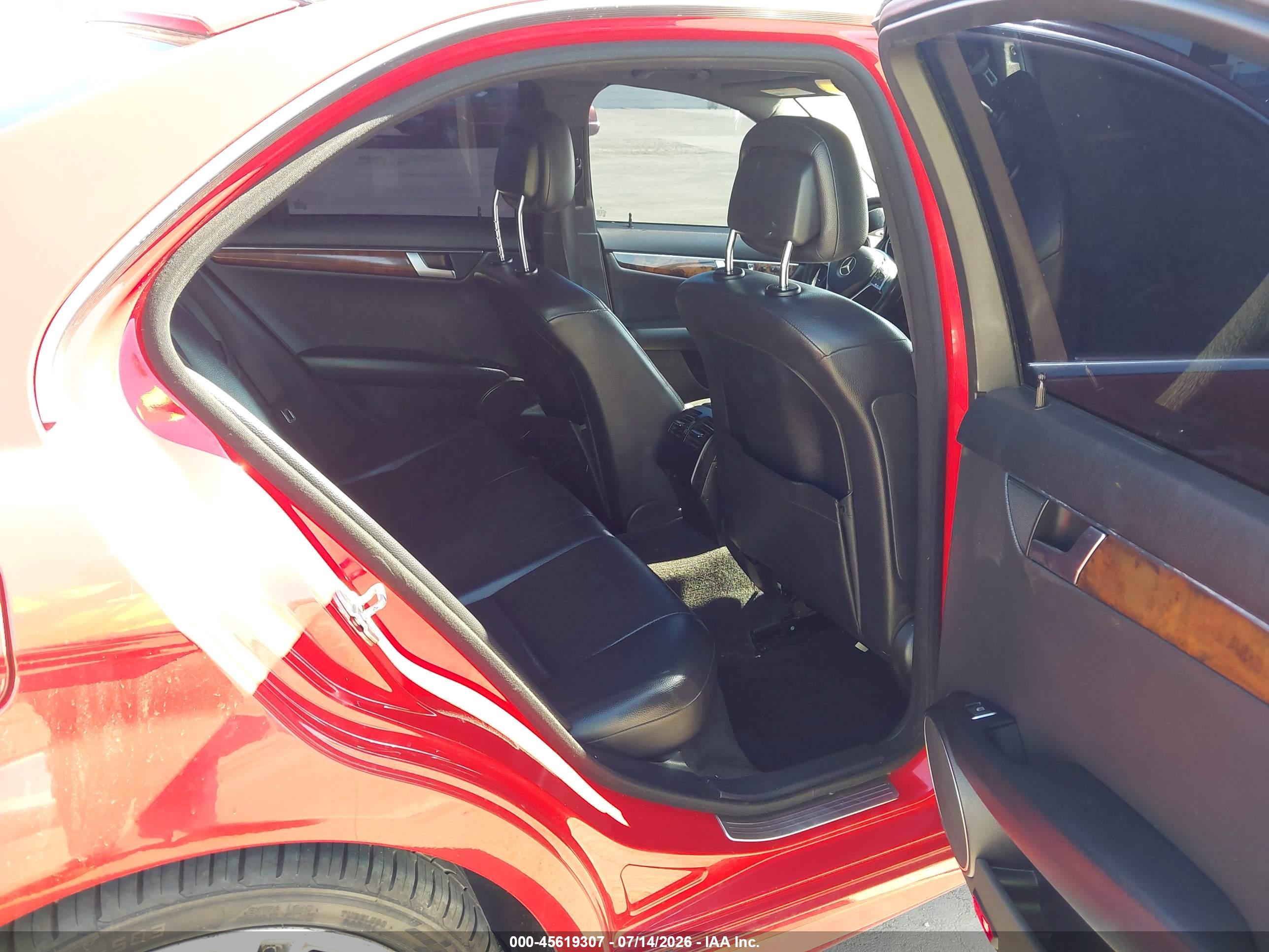 2012 MERCEDES-BENZ C 250 C250
