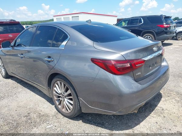2021 INFINITI Q50 LUXE AWD