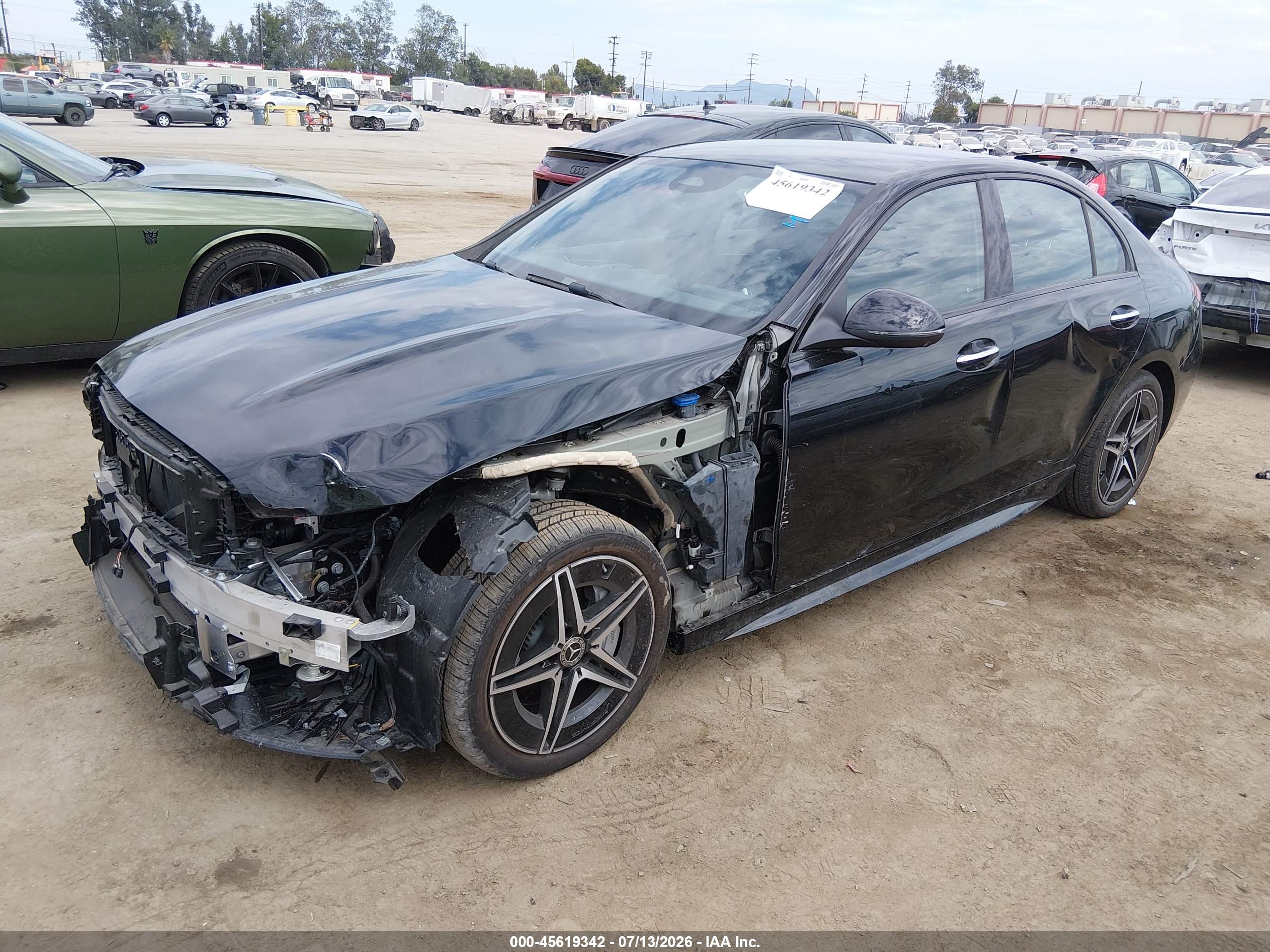2025 MERCEDES-BENZ C 300 C300