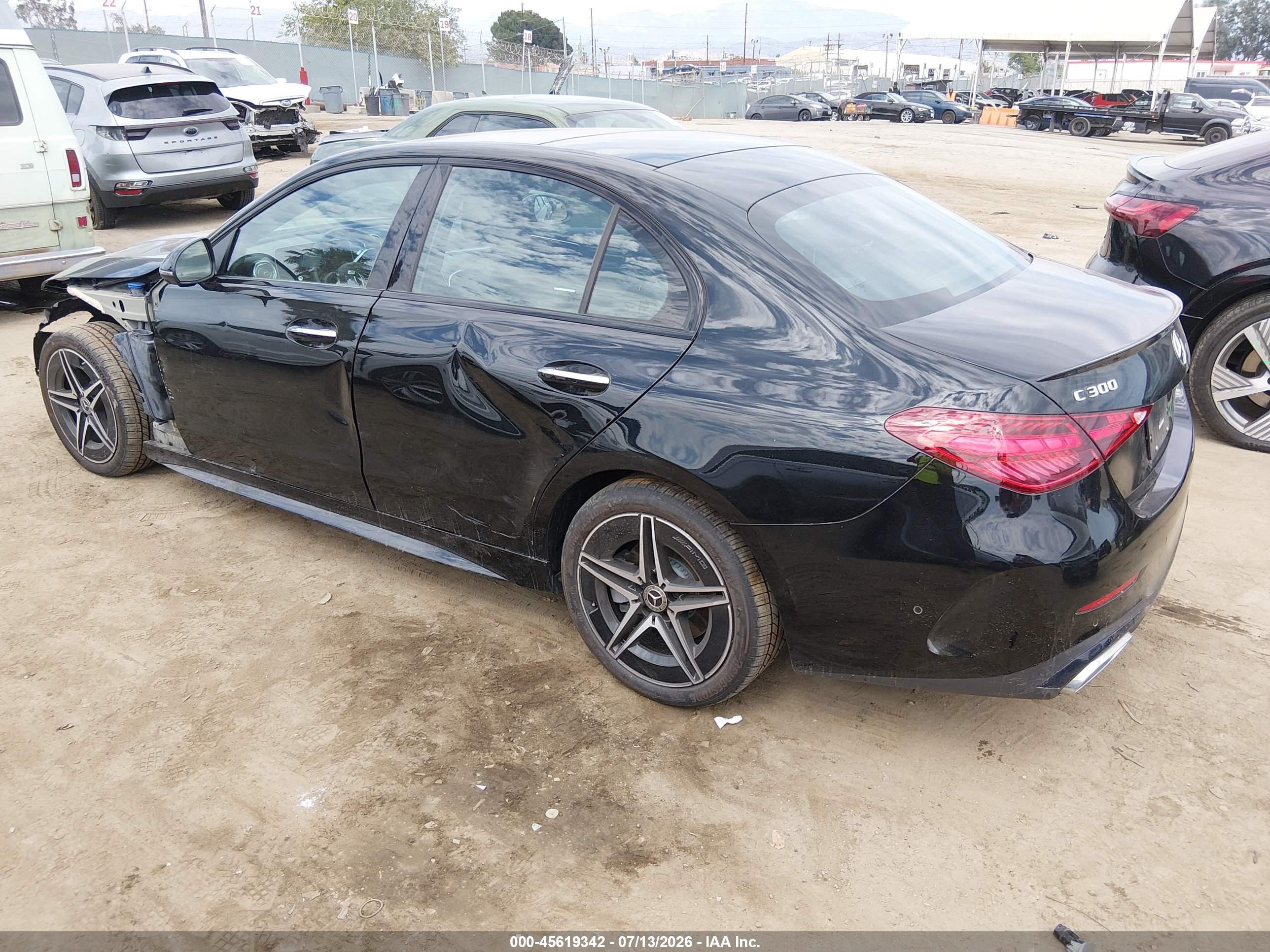 2025 MERCEDES-BENZ C 300 C300