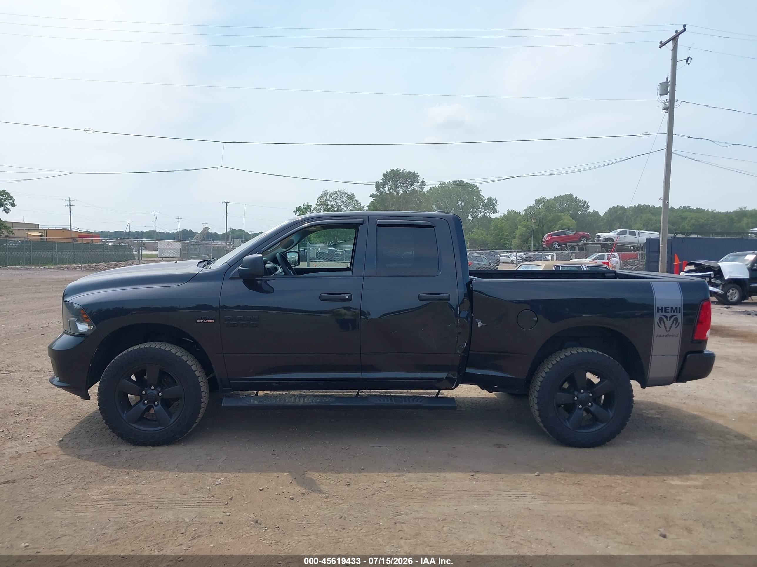2018 RAM 1500 ST