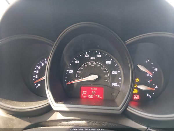 2017 KIA RIO LX