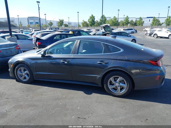 2022 HYUNDAI SONATA SE