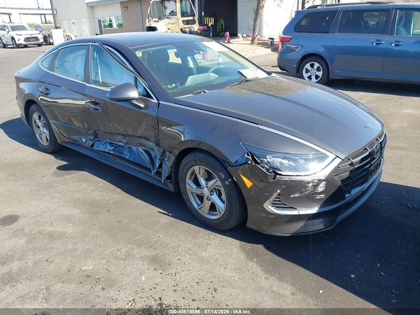 2022 HYUNDAI SONATA SE