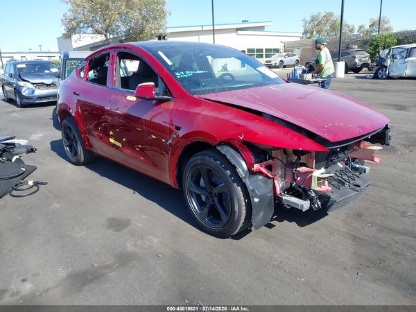 2026 TESLA MODEL Y