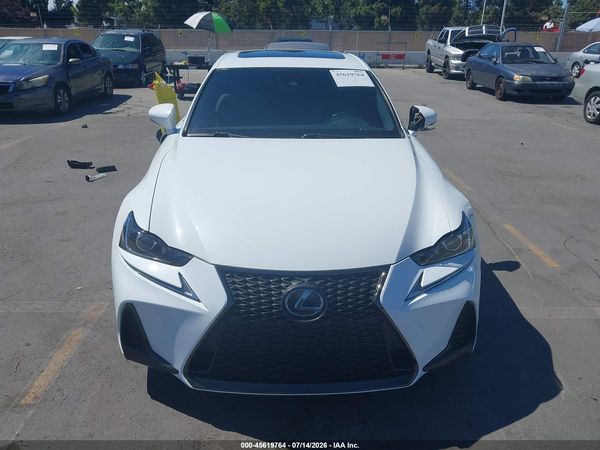 2018 LEXUS IS 300
