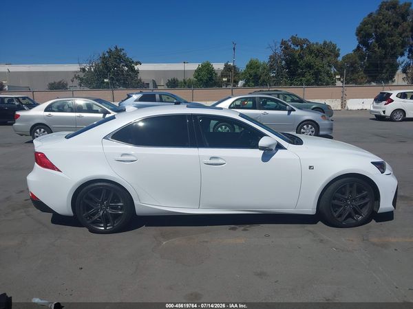 2018 LEXUS IS 300