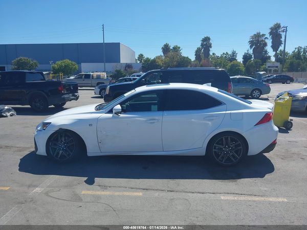 2018 LEXUS IS 300