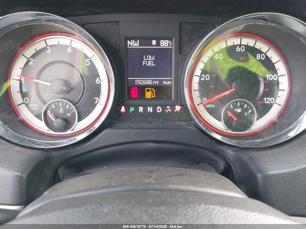 2019 DODGE GRAND CARAVAN GT — I7