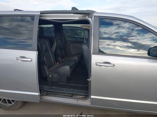 2019 DODGE GRAND CARAVAN GT — I8