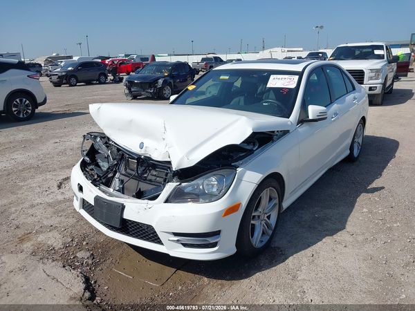 2014 MERCEDES-BENZ C 250 SPORT