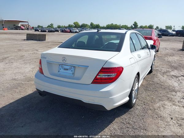 2014 MERCEDES-BENZ C 250 SPORT