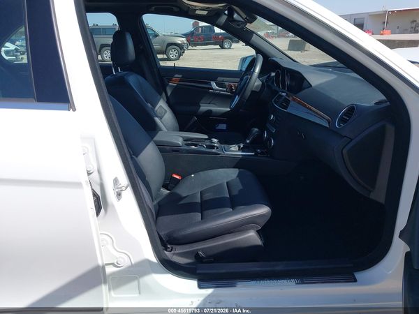 2014 MERCEDES-BENZ C 250 SPORT