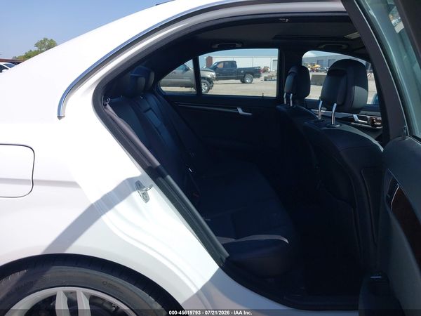 2014 MERCEDES-BENZ C 250 SPORT