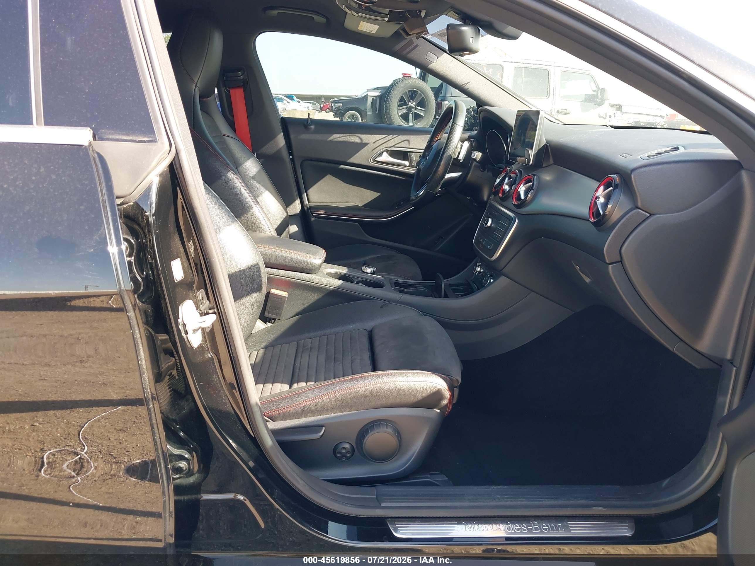 2016 MERCEDES-BENZ CLA 250 CLA250-4M