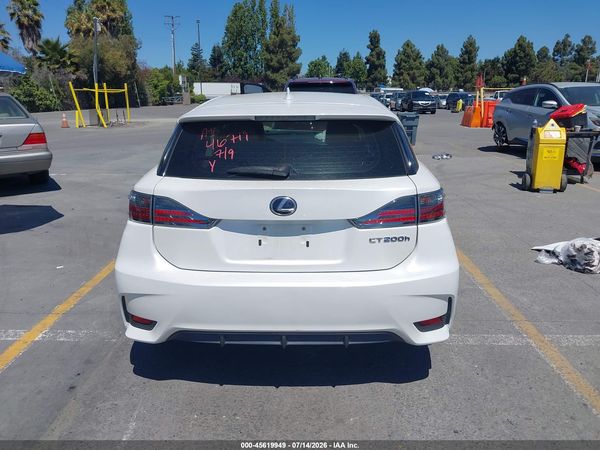 2016 LEXUS CT 200H