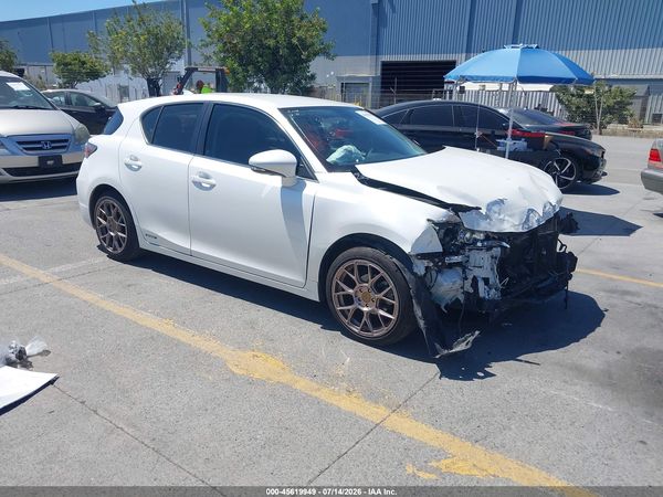 2016 LEXUS CT 200H