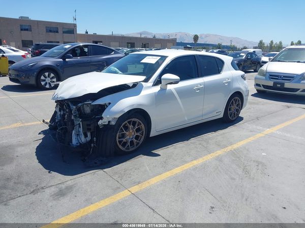 2016 LEXUS CT 200H