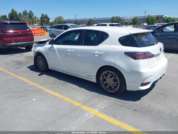 2016 LEXUS CT 200H