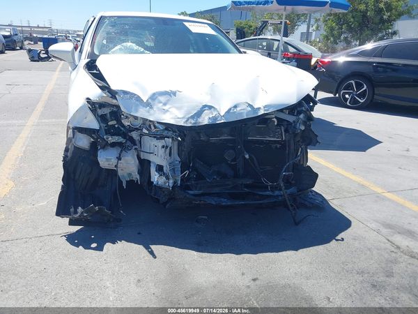2016 LEXUS CT 200H