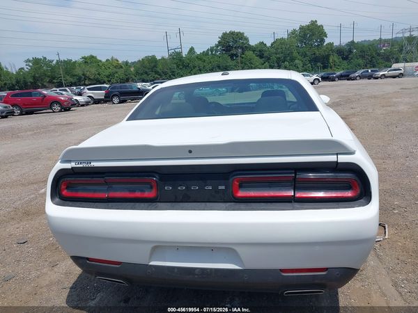 2021 DODGE CHALLENGER SXT