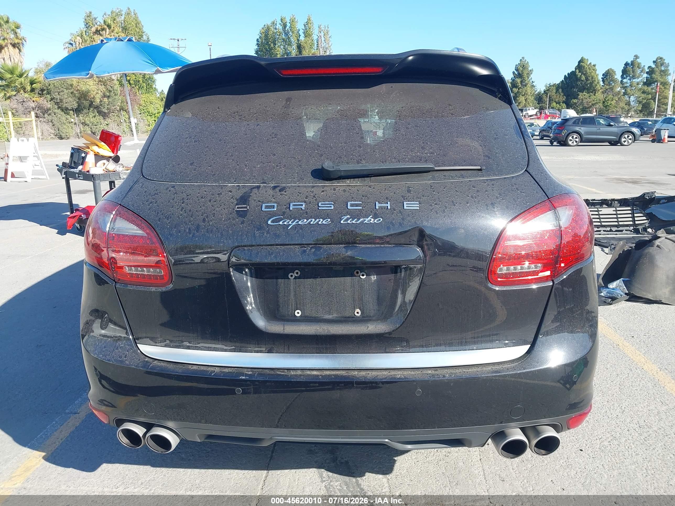 2012 PORSCHE CAYENNE TURBO
