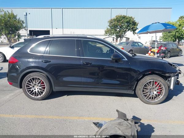 2012 PORSCHE CAYENNE TURBO