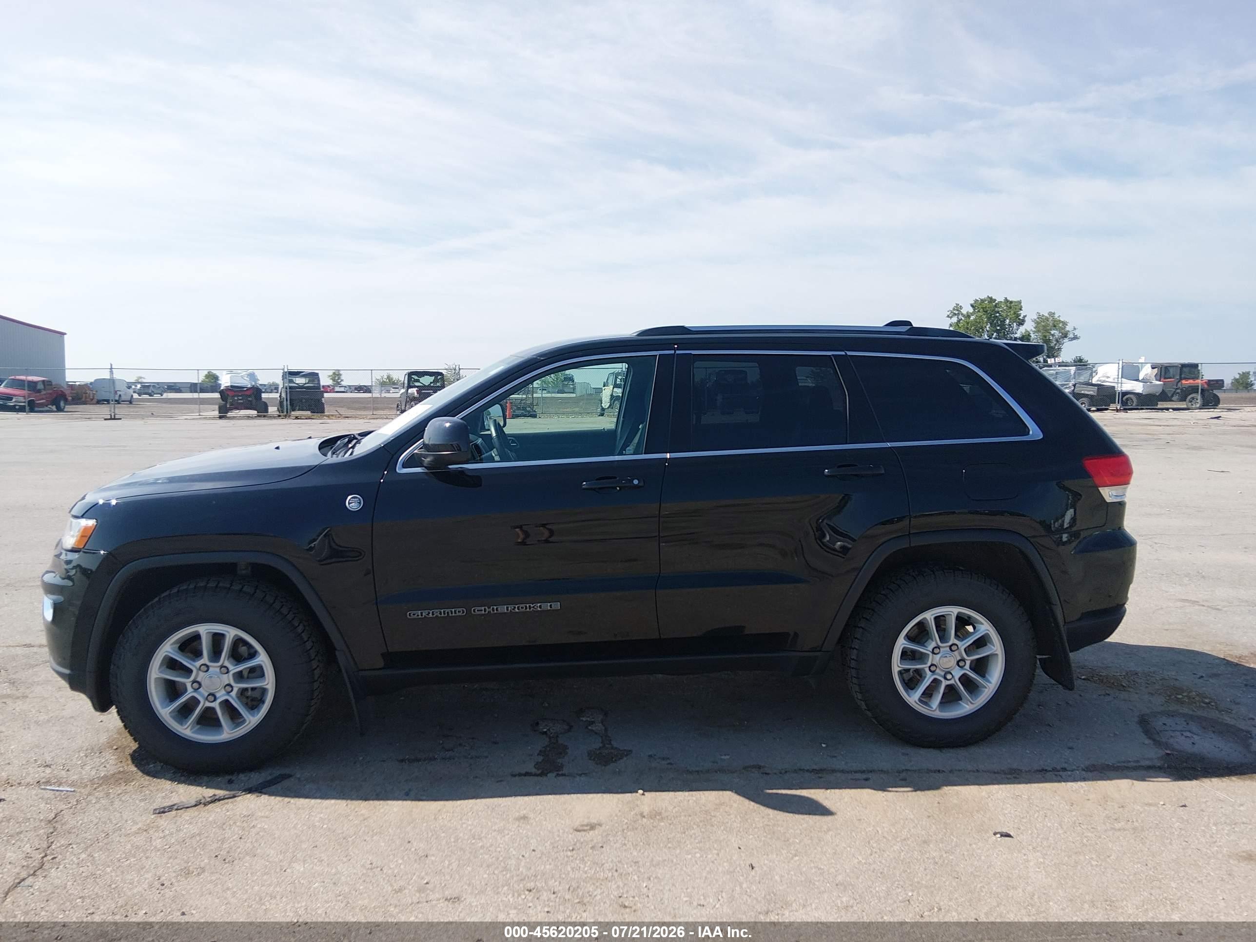 2018 JEEP GRAND CHEROKEE LAREDO E 4X4