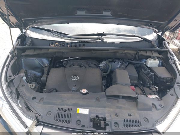 2019 TOYOTA HIGHLANDER LE PLUS