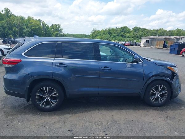 2019 TOYOTA HIGHLANDER LE PLUS