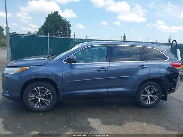 2019 TOYOTA HIGHLANDER LE PLUS