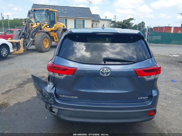 2019 TOYOTA HIGHLANDER LE PLUS