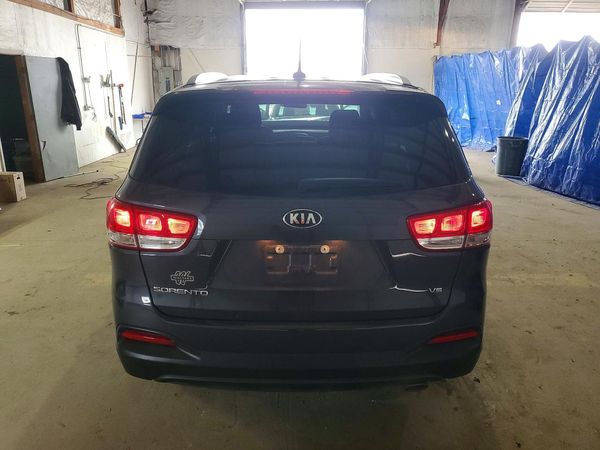 2017 KIA SORENTO L, LX