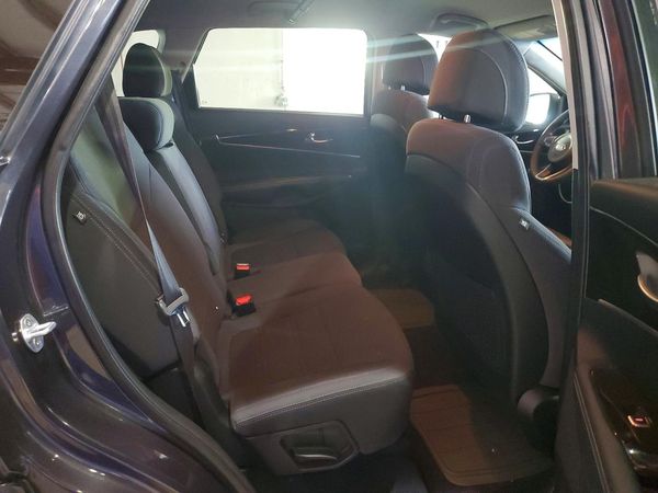2017 KIA SORENTO L, LX