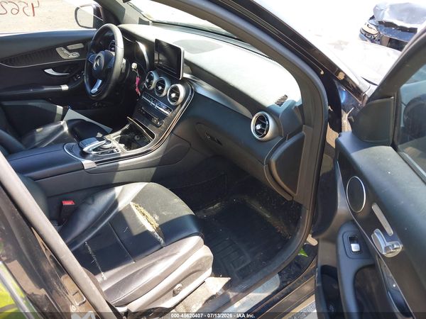 2017 MERCEDES-BENZ GLC 300 4MATIC