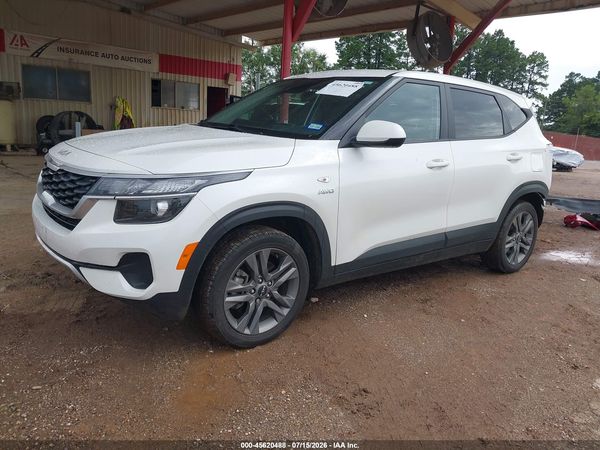 2022 KIA SELTOS LX